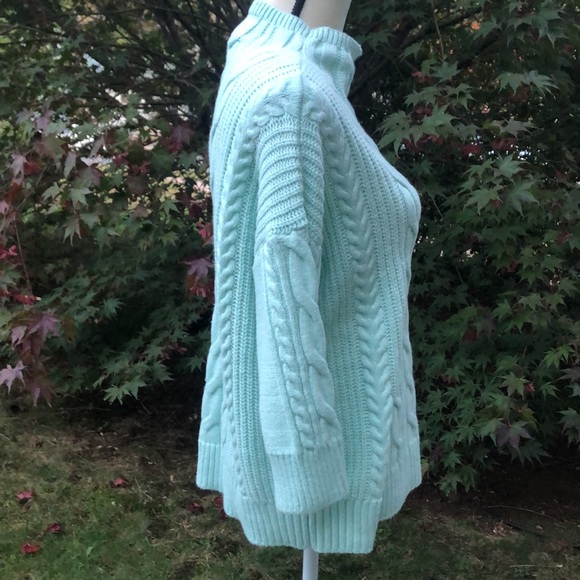 Vince Camuto Women’s Sweater - Picture 5 of 6